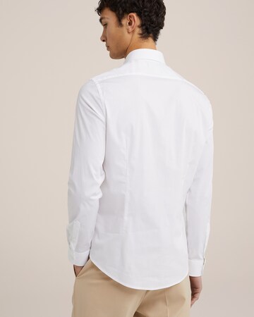Coupe slim Chemise WE Fashion en blanc