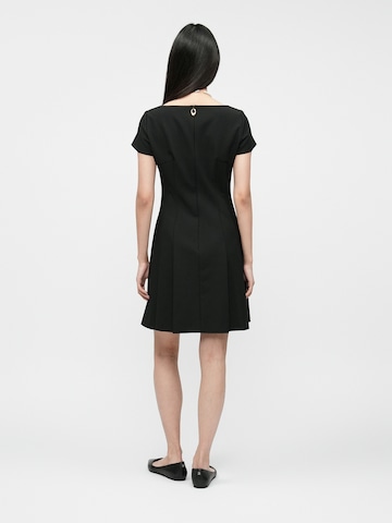 HUGO Obleka 'Kefina' | črna barva