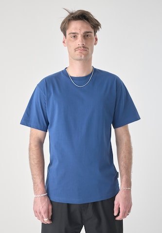 Cleptomanicx Shirt 'Classic Tee Ligull Classic' in Blue: front