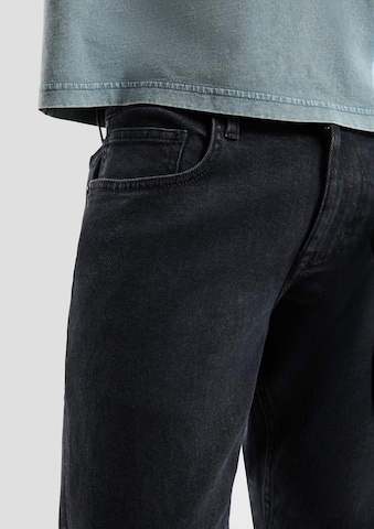 QS Regular Jeans 'Pete' in Zwart