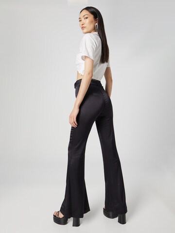 évasé Pantalon 'Nancy' Katy Perry exclusive for ABOUT YOU en noir