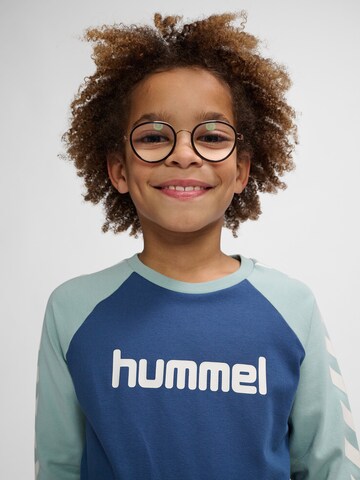 T-Shirt fonctionnel 'BOYS' Hummel en bleu