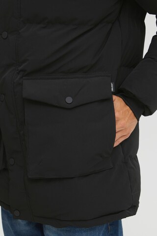 BLEND - Chaqueta de invierno en negro