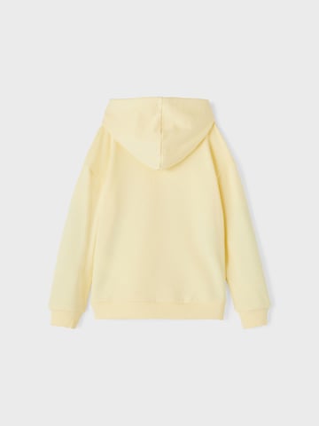 NAME IT Sweatshirt 'Cultivate Love' in Yellow