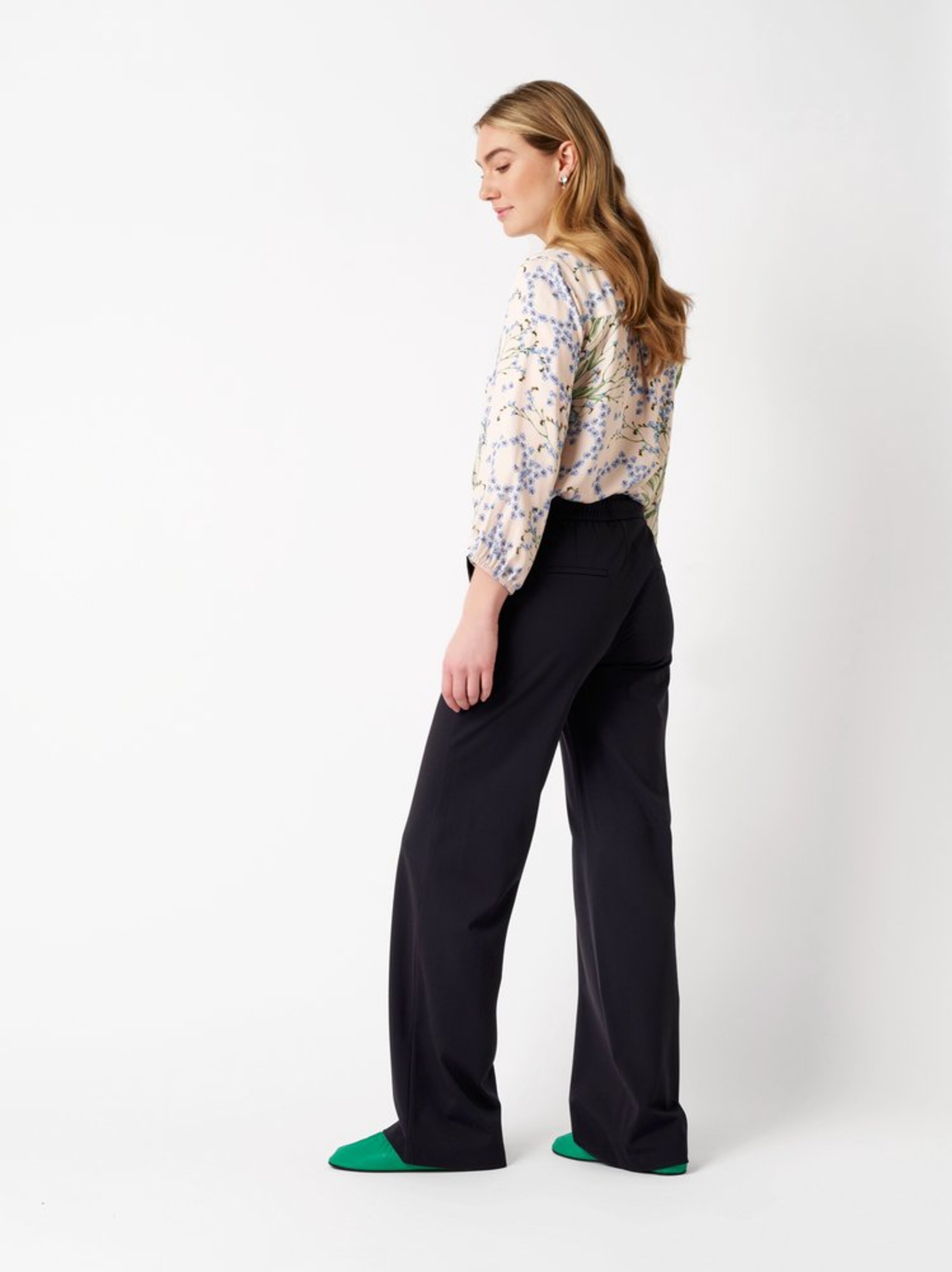 TONI Wide leg Pants in Black