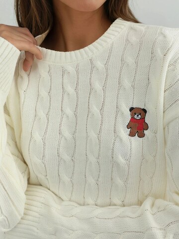 Hiccup Pullover in Beige