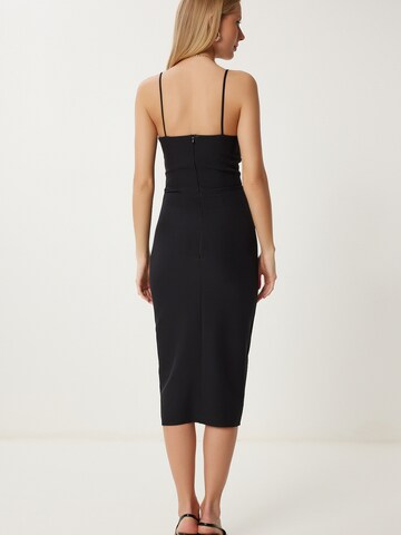 Robe Happiness İstanbul en noir