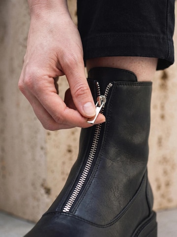 nae Vegan Shoes - Botas de tobillo 'BECCA' en negro