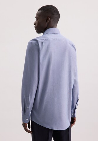 Coupe regular Chemise business 'Schwarze Rose' SEIDENSTICKER en bleu