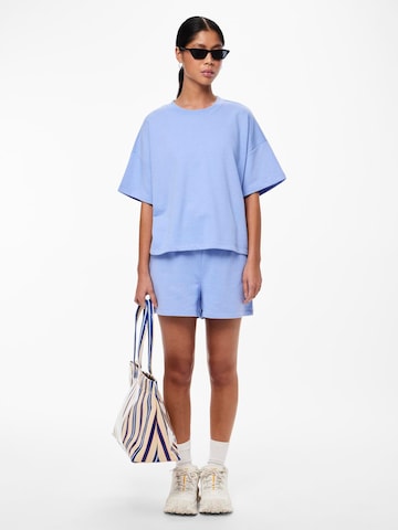 PIECES Sweatshirt 'CHILLI' in Blau