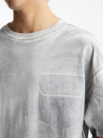 Pull&Bear Shirt in White