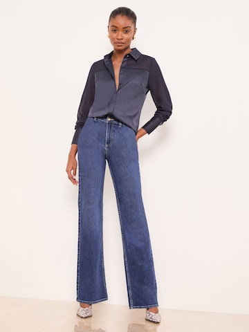 Lipsy Blouse in Blauw