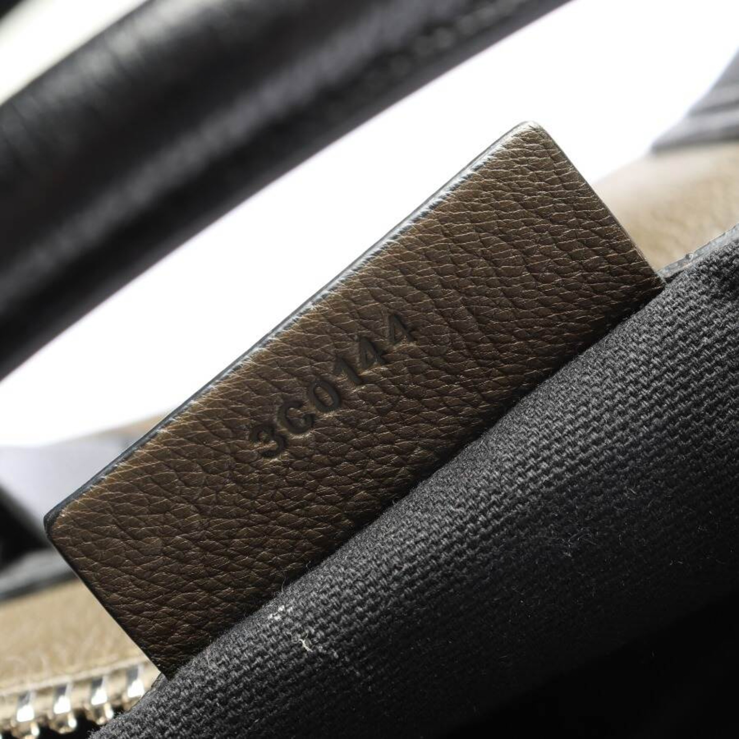 Givenchy Bag in One size in Green