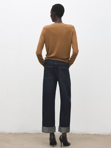 Pulover 'LUCCAV' de la MANGO pe maro