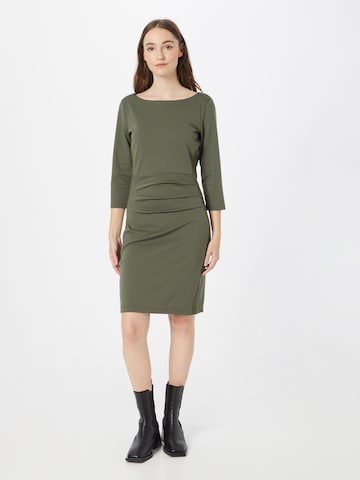 Rochie 'Sara' de la Kaffe pe verde: față