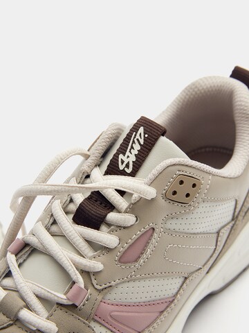 Pull&Bear Sneaker in Beige