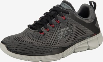 SKECHERS Trampki niskie 'Equalizer 3.0' w kolorze szary: przód