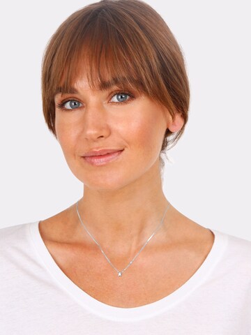 ELLI Necklace in Silver: front