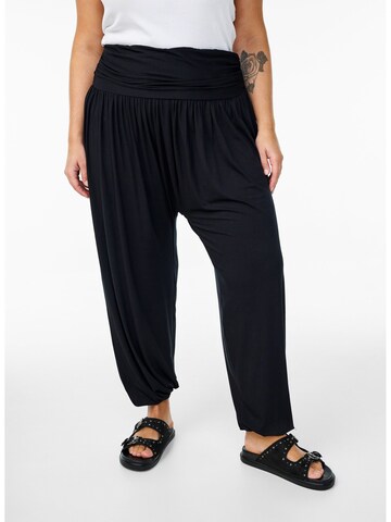 Zizzi Tapered Trousers 'EMYNTE' in Black: front