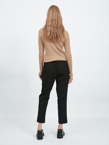 VILA Tapered Pleat-Front Pants 'Titti' in Black