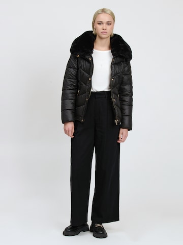 Influencer - Casaco de inverno em preto
