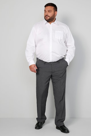 Men Plus Regular Pleated Pants in Grey