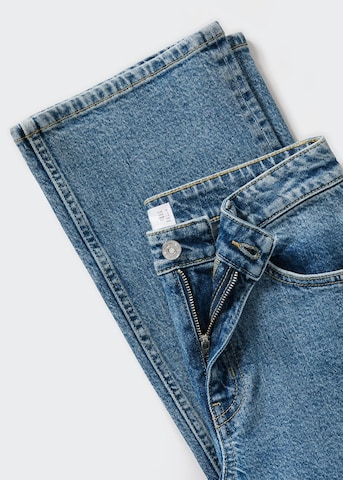 MANGO Bootcut Farkut 'Kylie' värissä sininen