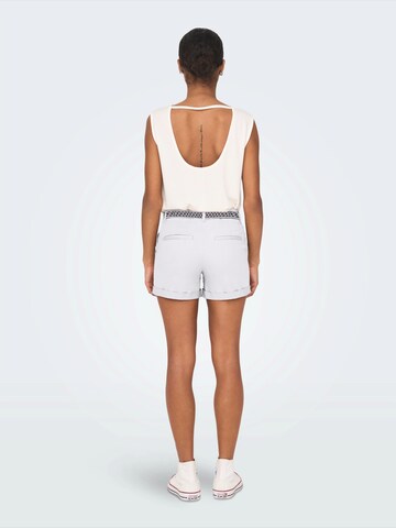 ONLY Szabványos Nadrág 'ONLGEORGIA' - fehér