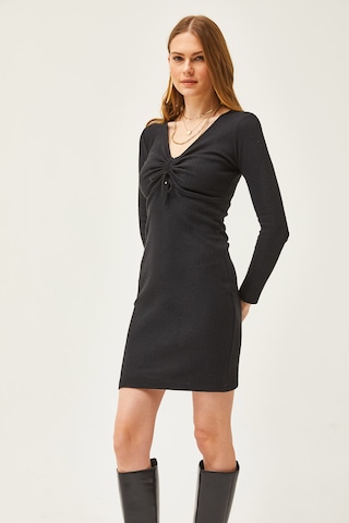 Rochie de la olalook pe negru
