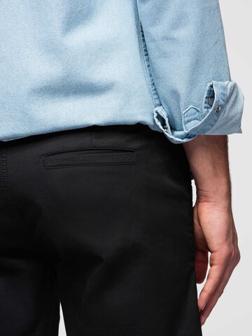 regular Pantaloni sportivi di Ombre in nero