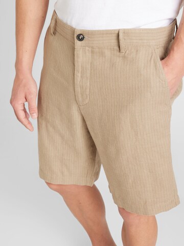 UNITED COLORS OF BENETTON Regular Shorts in Beige