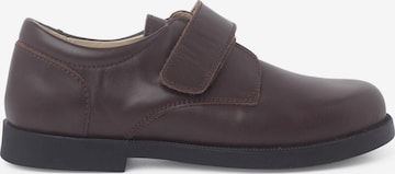 Pisamonas Flats in Brown: front