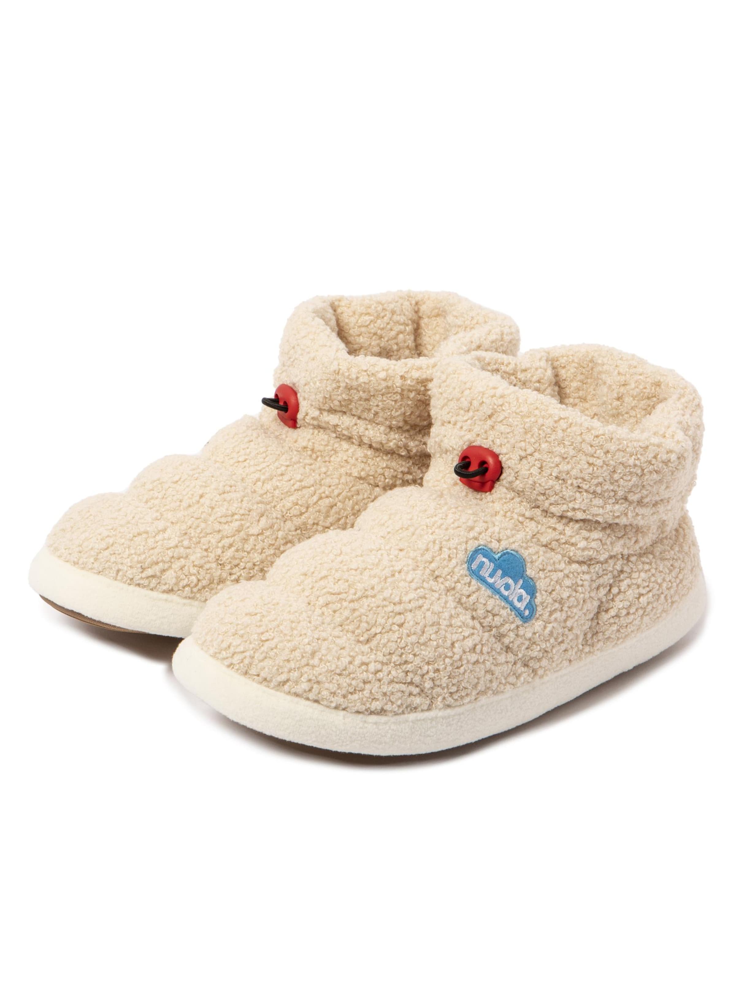 Nuvola. Huisschoenen 'Boot Home Sheep' in Beige