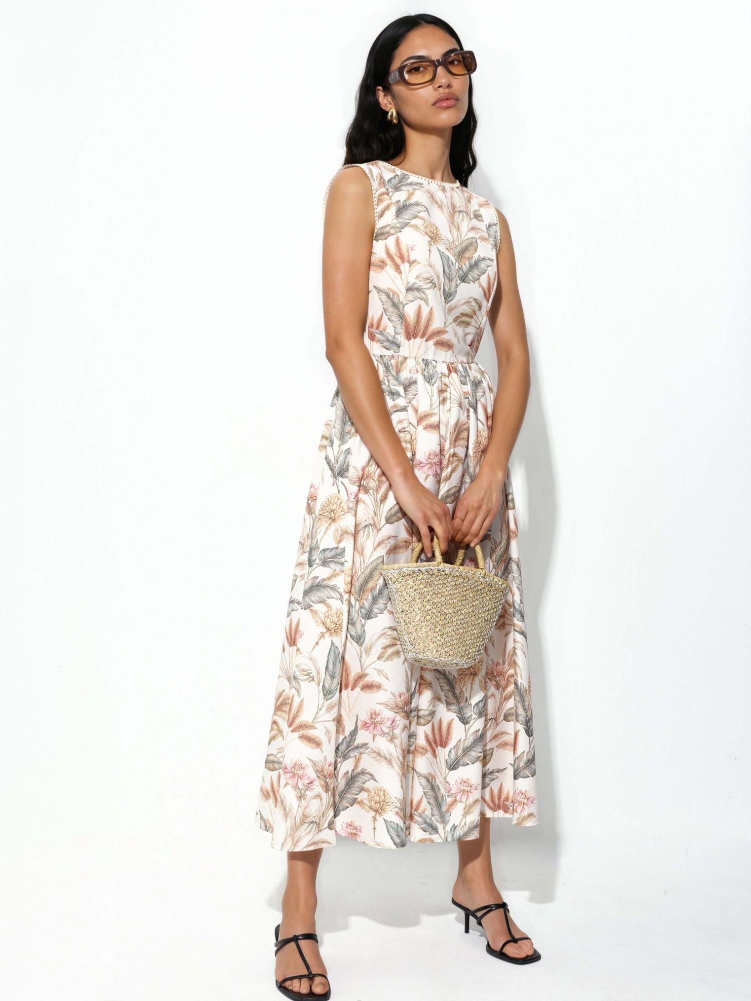 Hiccup - Vestido em branco