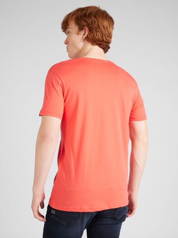 ALPHA INDUSTRIES Regular fit T-shirt i röd