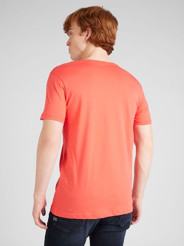 ALPHA INDUSTRIES Regular Fit T-Shirt in Rot