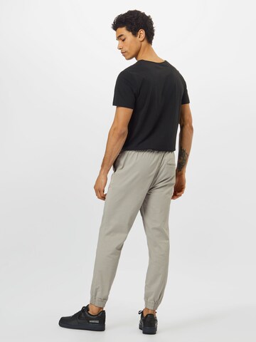 JACK & JONES Дънки Tapered Leg Панталон 'GORDON LANE' в сиво