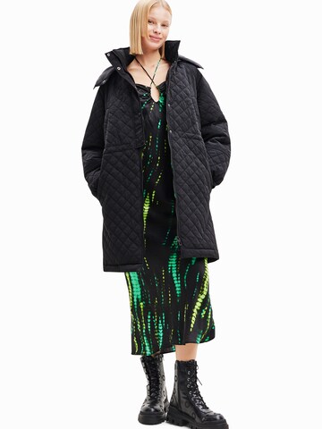 Cappotto di mezza stagione di Desigual in nero