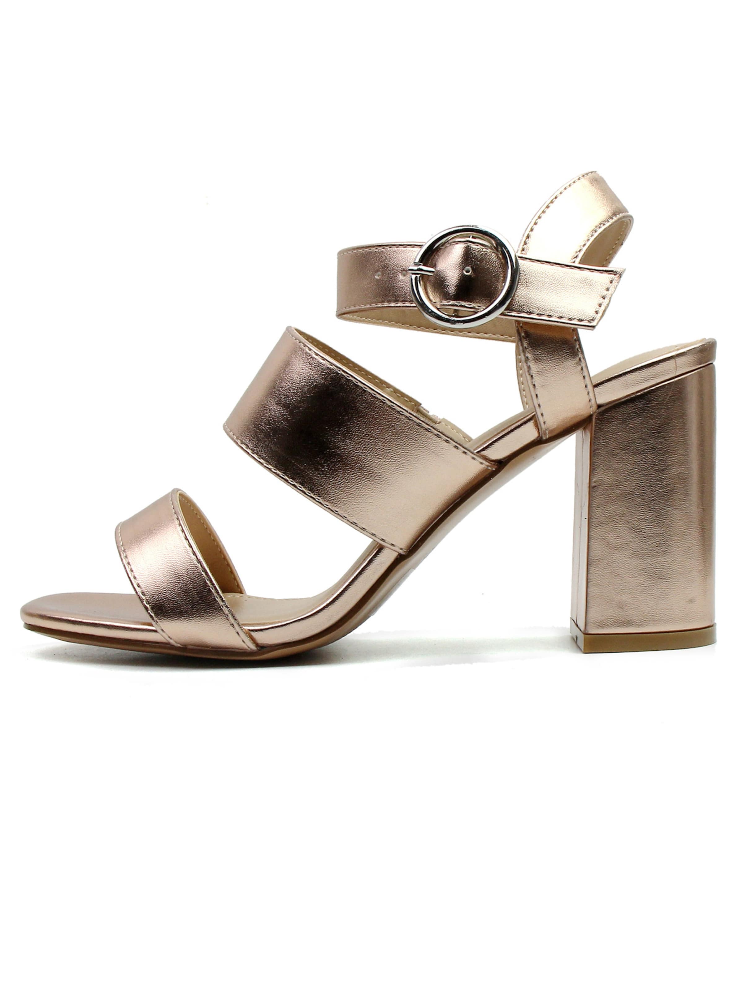 Sandale cu baretă 'Charlyn' de la Celena pe auriu: față