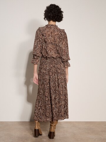 Apricot Rok ' ' in Bruin