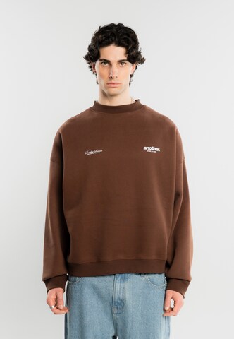 Another Cotton Lab Sweatshirt 'Sunday Service' in Braun