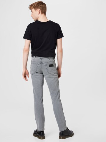 Coupe slim Jean 'TEXAS' WRANGLER en gris