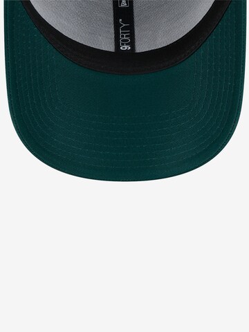 NEW ERA Cap in Green