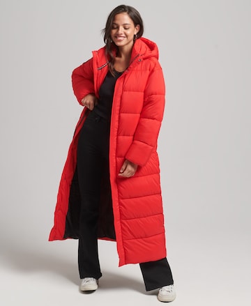 Superdry Wintermantel in Rood: voorkant