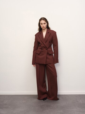 RÆRE by Lorena Rae - Loosefit Pantalón de pinzas 'Elektra' en marrón