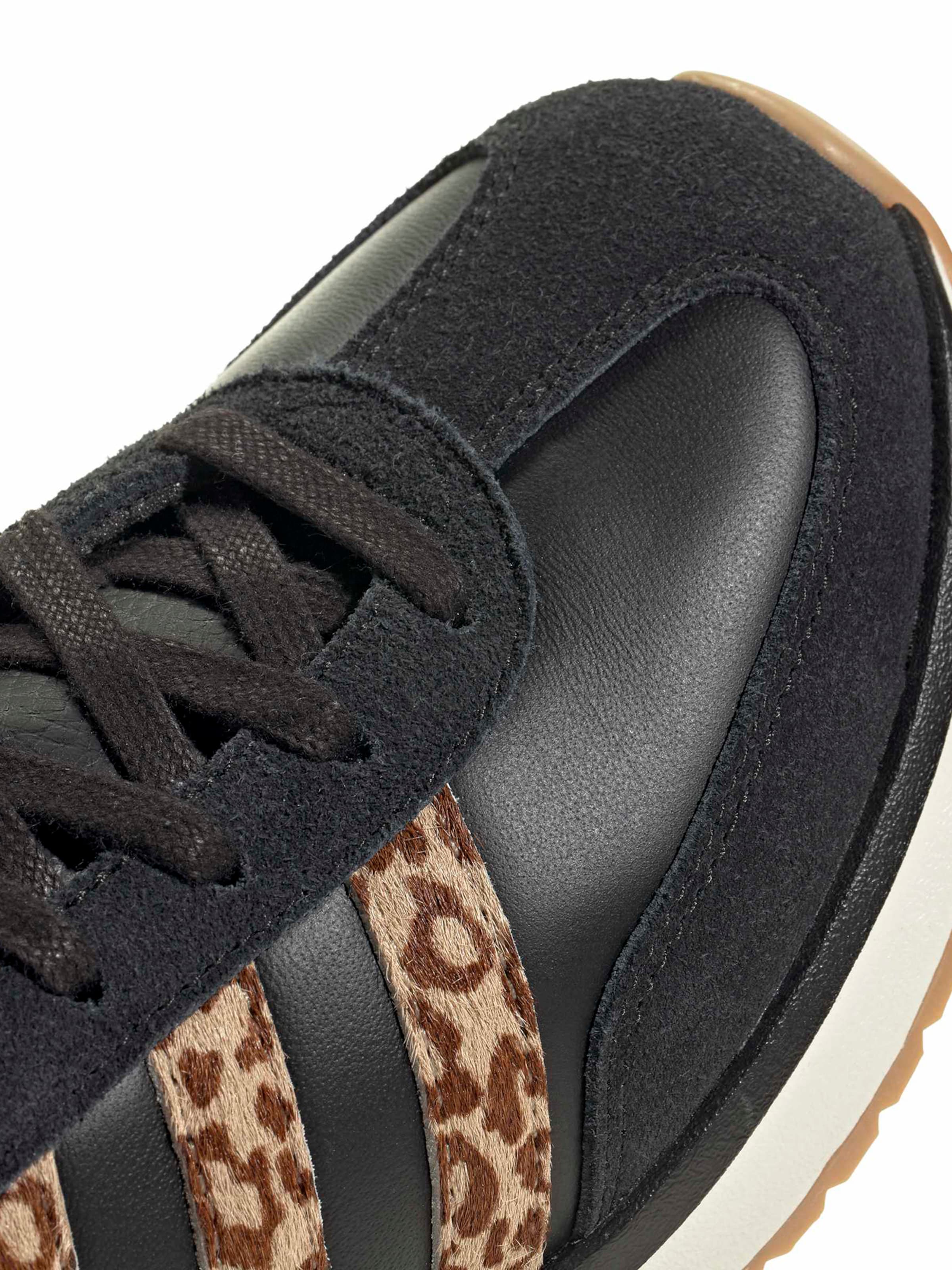 ADIDAS SPORTSWEAR Sneakersy niskie 'Run 70s 2.0' w kolorze czarny: przód