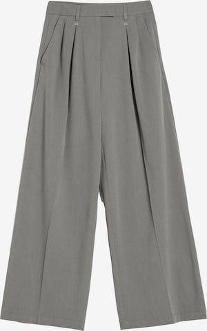 Bershka Pleat-front trousers in Grey: front