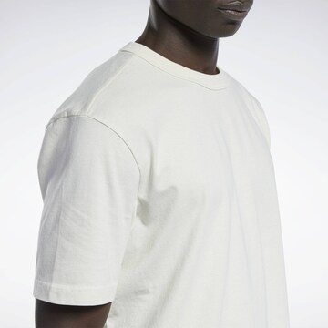 T-Shirt Reebok en gris