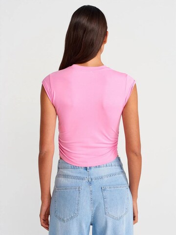 Dilvin T-Shirts in Pink