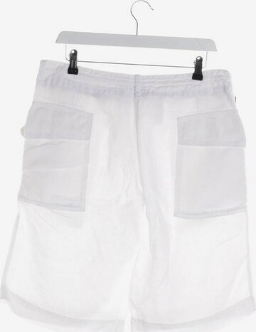 Paul Smith Shorts in 30 in White